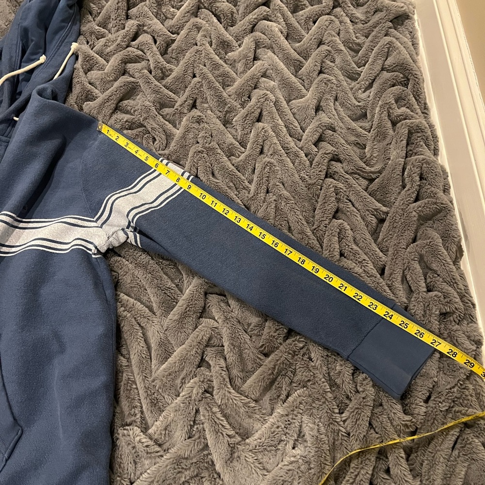 NWT American Eagle Blue Bonfire Fleece Baja Hoodie - Picture 16 of 16